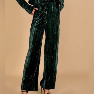 Lulus Green Crushed Velvet Wide Leg Pants - Medium NWT